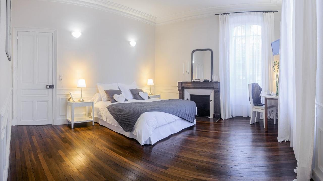 Au Fil De Troyes Bed and Breakfast Sainte-Savine Buitenkant foto