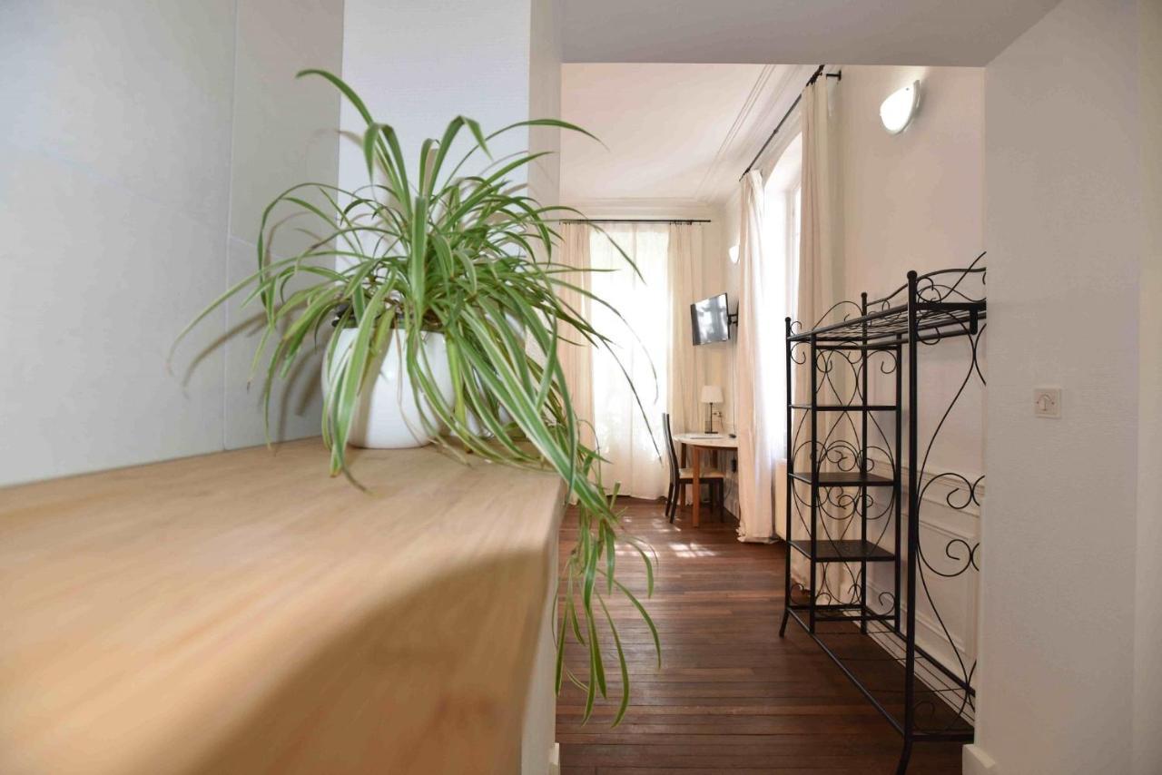 Au Fil De Troyes Bed and Breakfast Sainte-Savine Buitenkant foto